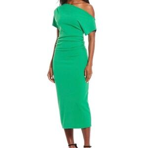 Elegant Green Off-Shoulder Dress